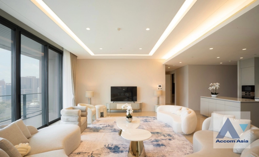 unitBig Balcony, Penthouse |  5 Bedrooms  Condominium For Rent & Sale in Ploenchit, Bangkok  near BTS Chitlom (AA40113)