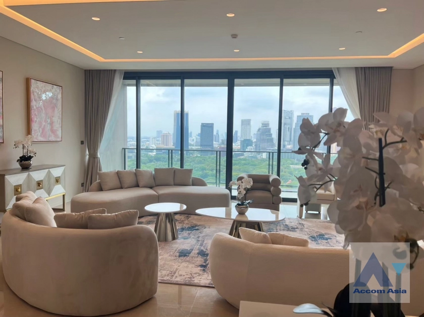 unitBig Balcony, Penthouse |  5 Bedrooms  Condominium For Rent & Sale in Ploenchit, Bangkok  near BTS Chitlom (AA40113)