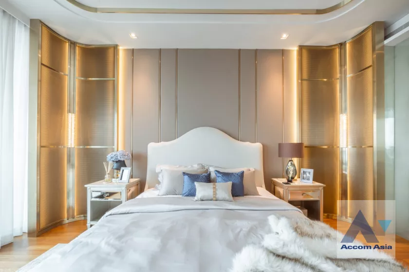 19  2 br Condominium For Sale in Charoen Nakhon ,Bangkok BTS Krung Thon Buri at Banyan Tree Residences Riverside AA40115