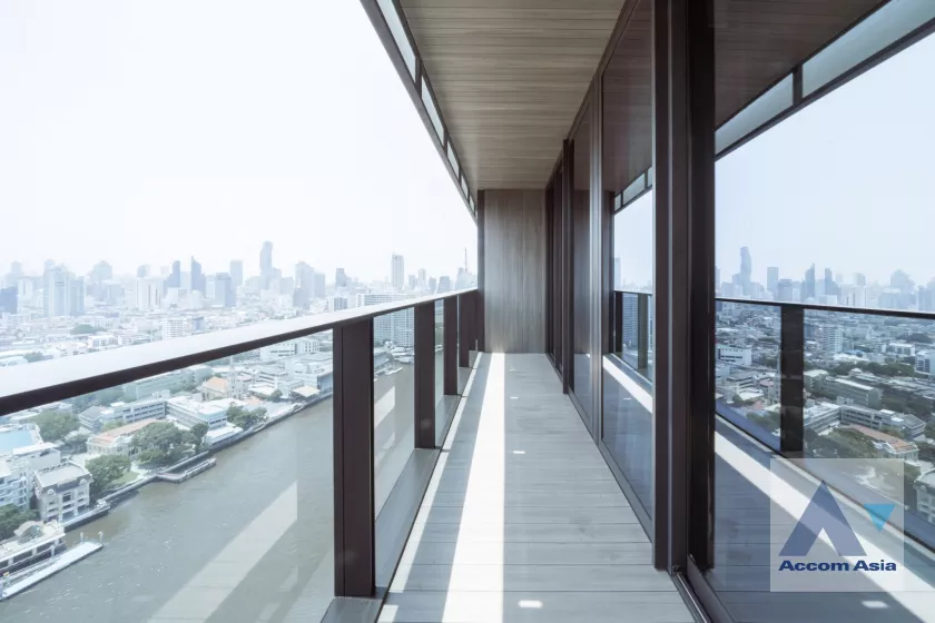 38  2 br Condominium For Sale in Charoen Nakhon ,Bangkok BTS Krung Thon Buri at Banyan Tree Residences Riverside AA40115