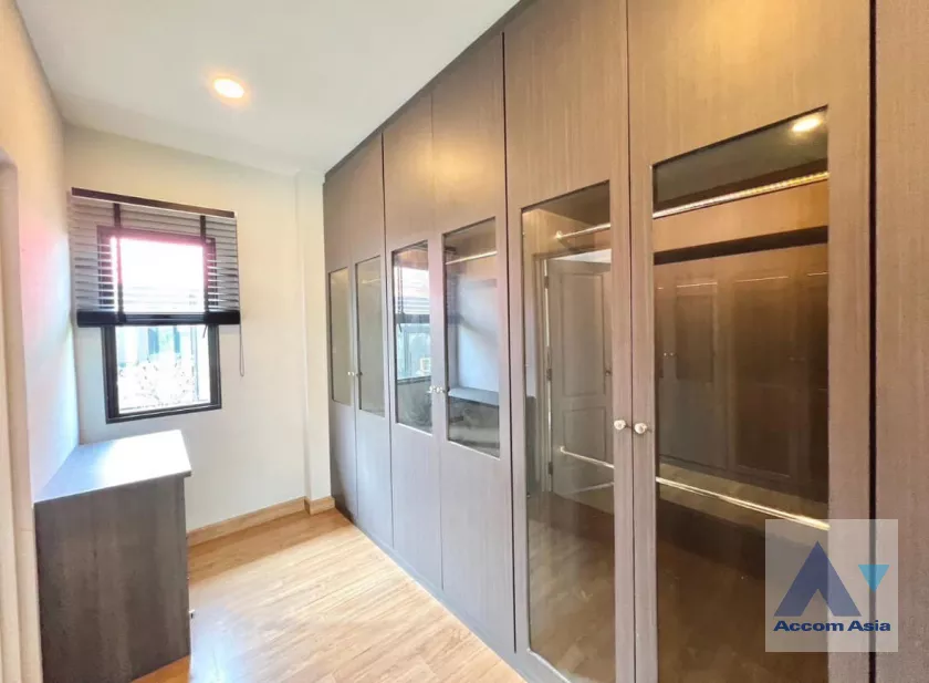 14  3 br House For Sale in Phaholyothin ,Bangkok  at The City Ramintra AA40116