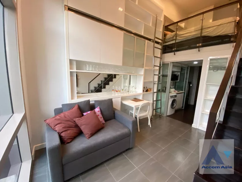 unitDuplex Condo |  1 Bedroom  Condominium For Rent in Sukhumvit, Bangkok  near BTS Thong Lo (AA40118)