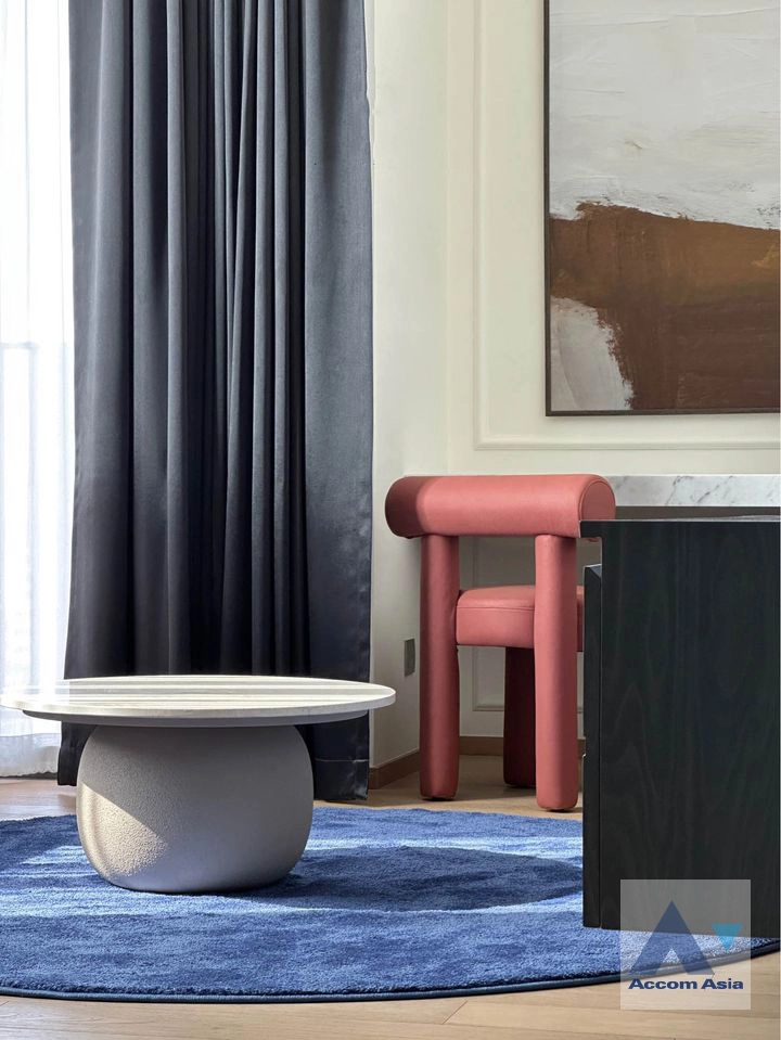 4  2 br Condominium for rent and sale in Ploenchit ,Bangkok BTS Chitlom at 28 Chidlom AA40119