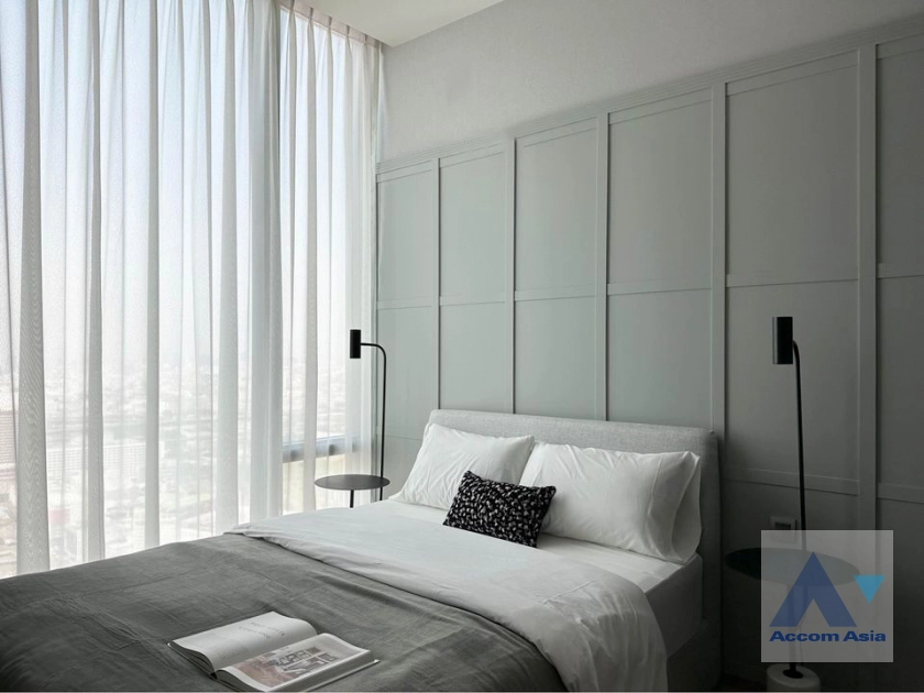 11  2 br Condominium for rent and sale in Ploenchit ,Bangkok BTS Chitlom at 28 Chidlom AA40119