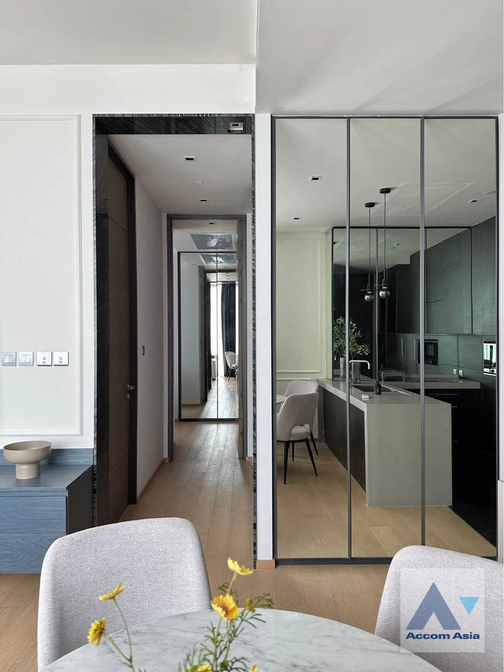 5  2 br Condominium for rent and sale in Ploenchit ,Bangkok BTS Chitlom at 28 Chidlom AA40119