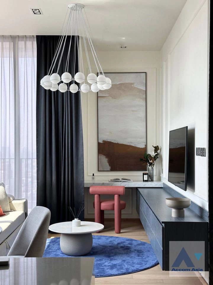  1  2 br Condominium for rent and sale in Ploenchit ,Bangkok BTS Chitlom at 28 Chidlom AA40119