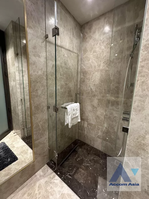 9  1 br Condominium For Rent in Ploenchit ,Bangkok BTS Chitlom at 28 Chidlom AA40122