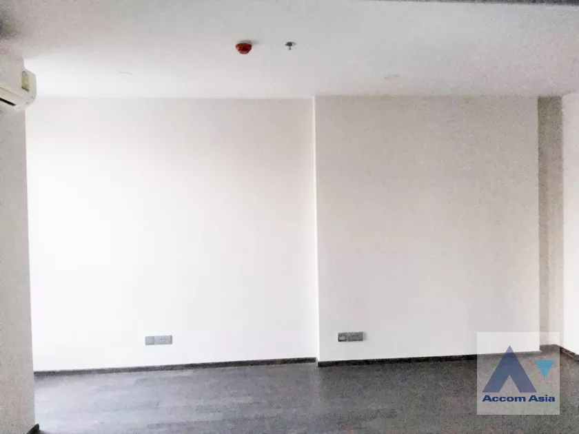 unit 1 Bedroom  Condominium For Sale in ,   near BTS Ratchathewi (AA40131)