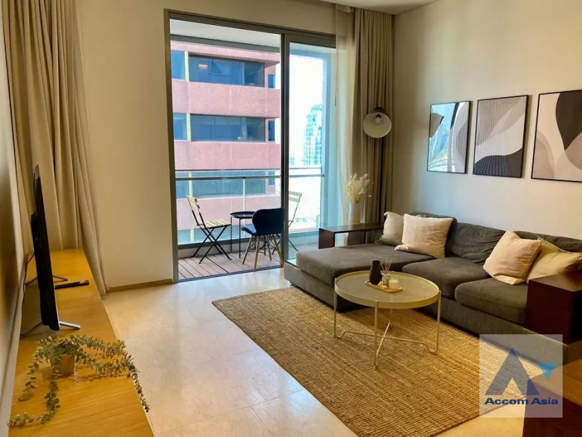  1  1 br Condominium for rent and sale in Silom ,Bangkok BTS Sala Daeng - MRT Silom at Saladaeng Residences AA40132