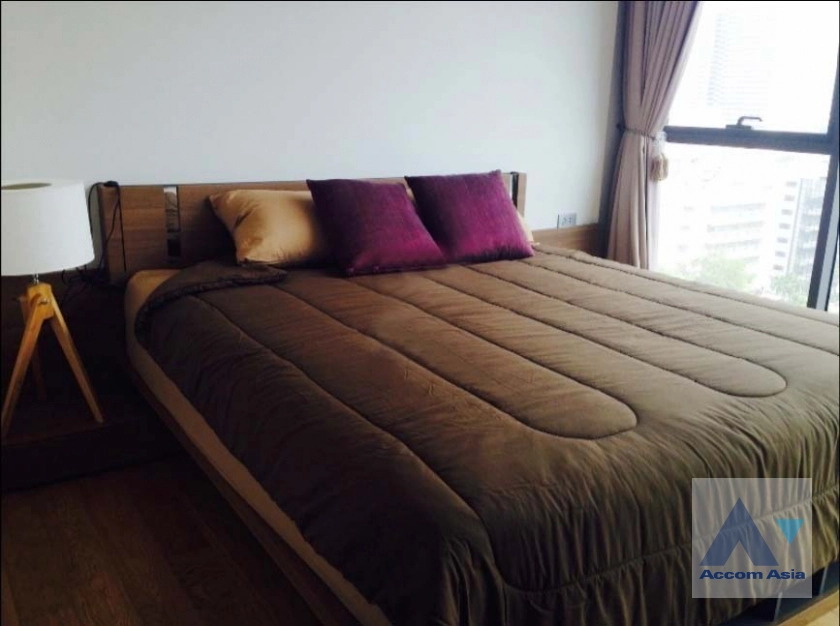 unit 3 Bedrooms  Condominium For Rent in Sukhumvit, Bangkok  near BTS Nana (AA40140)