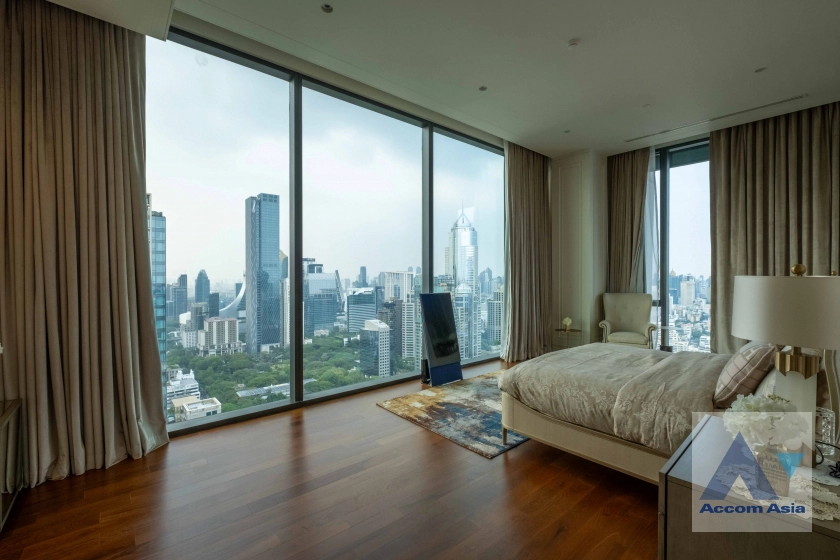 13  4 br Condominium For Rent in Ploenchit ,Bangkok BTS Ratchadamri at The Residences at Sindhorn Kempinski Hotel Bangkok AA40147