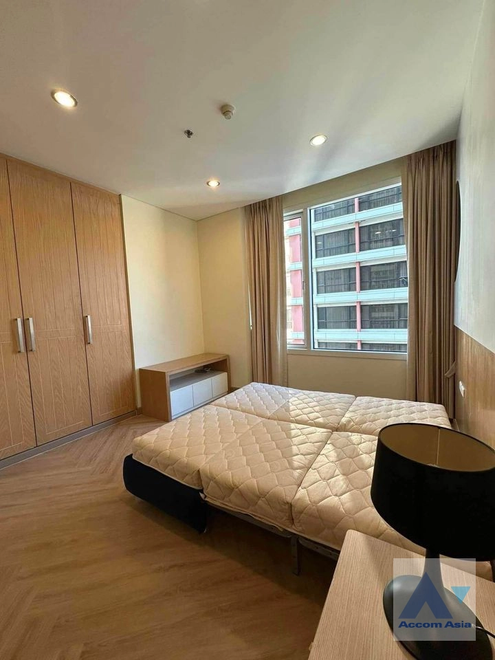 6  3 br Condominium For Rent in Silom ,Bangkok BTS Sala Daeng - MRT Silom at Royal Saladaeng AA40154