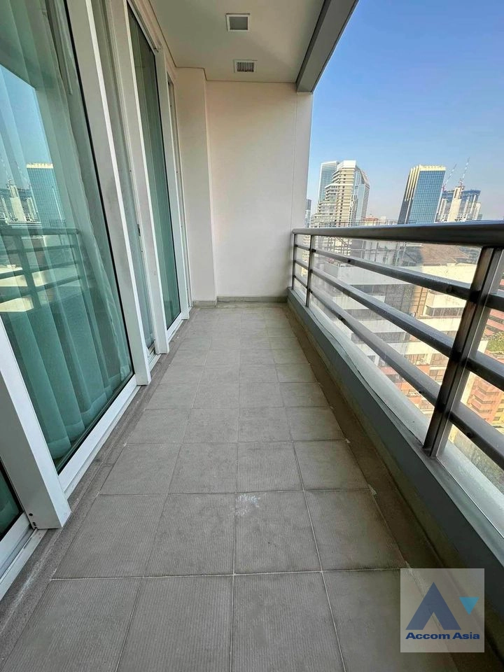 13  3 br Condominium For Rent in Silom ,Bangkok BTS Sala Daeng - MRT Silom at Royal Saladaeng AA40154