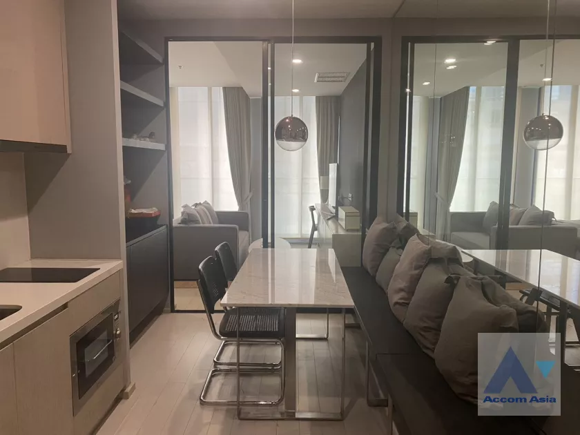 unit 1 Bedroom  Condominium For Rent in Ploenchit, Bangkok  near BTS Ploenchit (AA40158)
