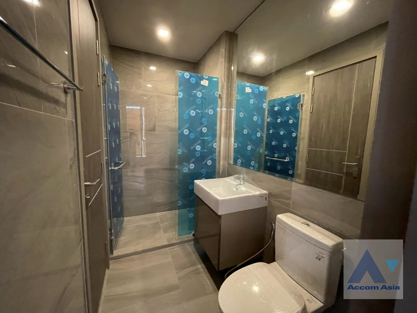 7  2 br Condominium For Sale in Phaholyothin ,Bangkok BTS Victory Monument at Ideo Q Victory AA40162