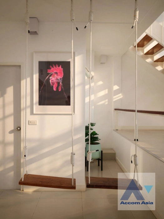 9  3 br House for rent and sale in Sukhumvit ,Bangkok BTS On Nut AA40164