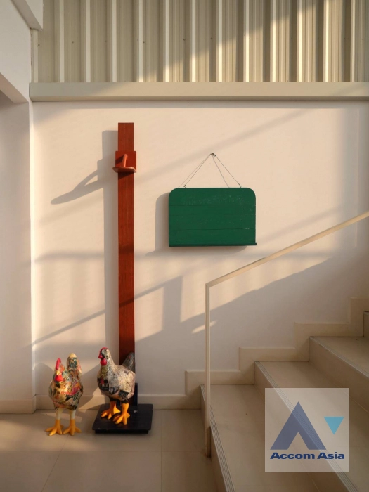 8  3 br House for rent and sale in Sukhumvit ,Bangkok BTS On Nut AA40164