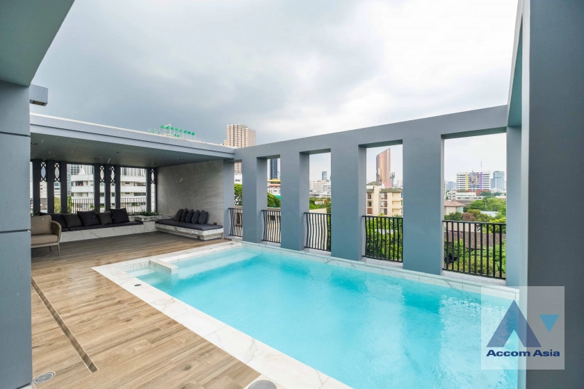 23  3 br House For Sale in Phaholyothin ,Bangkok BTS Ari at Super Luxury Private Residences AA40170