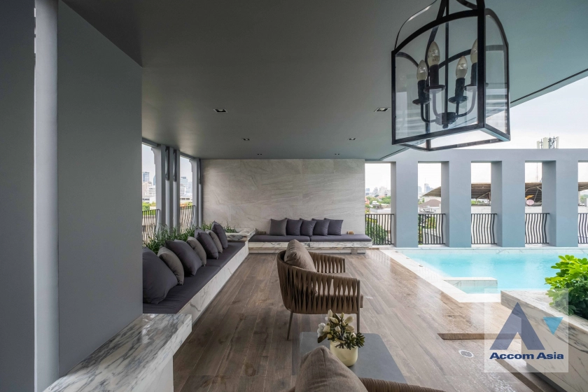 24  3 br House For Sale in Phaholyothin ,Bangkok BTS Ari at Super Luxury Private Residences AA40170