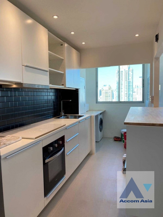 10  3 br Condominium For Sale in Sukhumvit ,Bangkok BTS Phrom Phong at D.S. Tower 2 AA40173