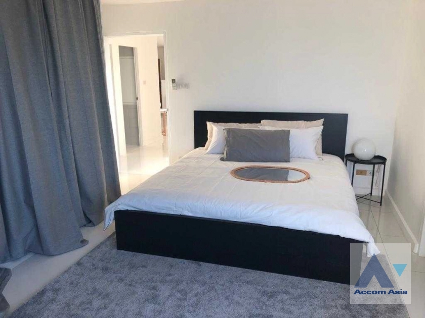 13  3 br Condominium For Sale in Sukhumvit ,Bangkok BTS Phrom Phong at D.S. Tower 2 AA40173