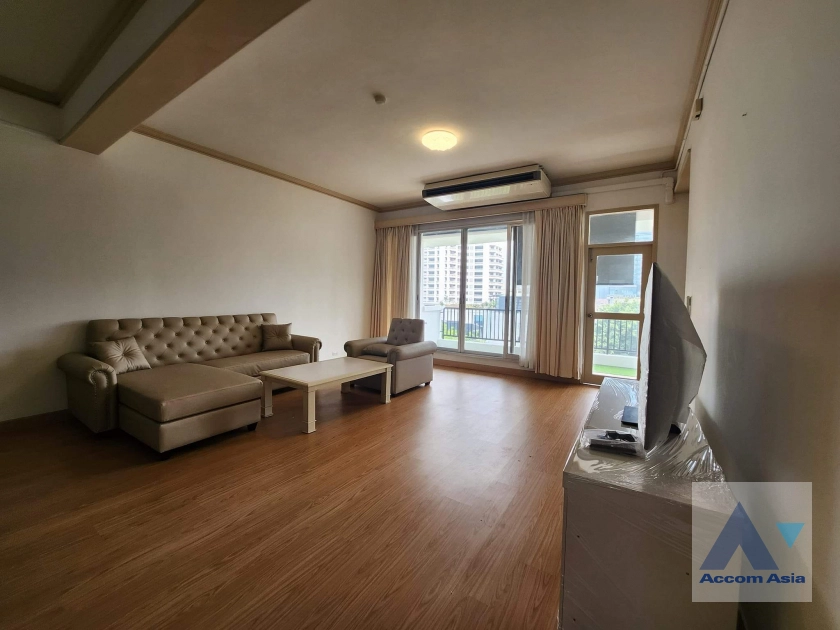 Pet friendly |  Oasis at Sukhumvit Apartment  3 Bedroom for Sale & Rent BTS Thong Lo in Sukhumvit Bangkok