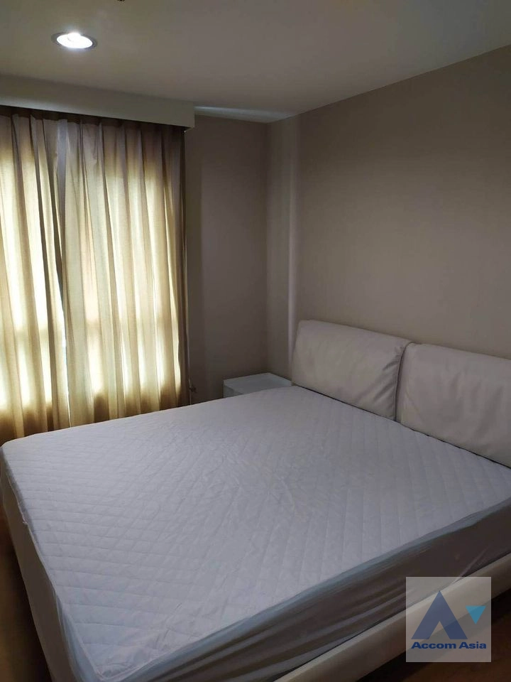  2 Bedrooms  Condominium For Rent in Ratchadapisek, Bangkok  near MRT Rama 9 (AA40180)