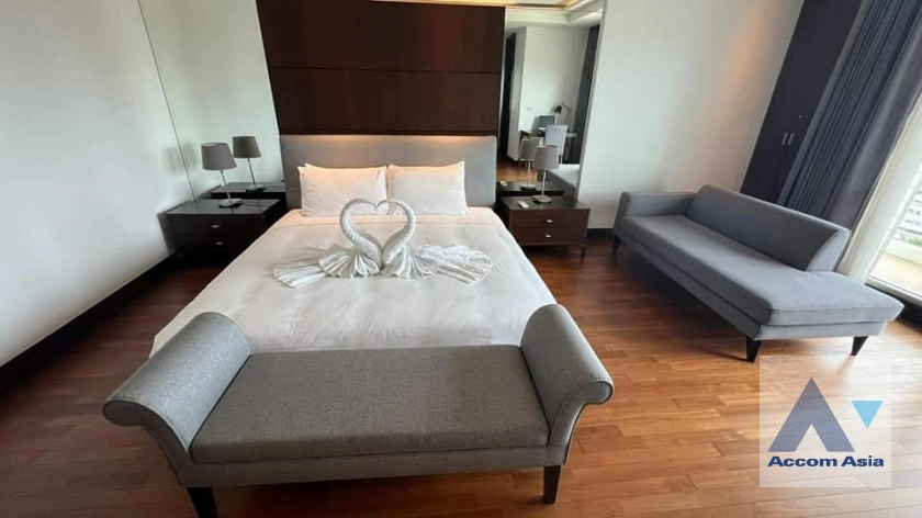 7  3 br Apartment For Rent in Ploenchit ,Bangkok BTS Ploenchit at Elegance and Traditional Luxury AA40188