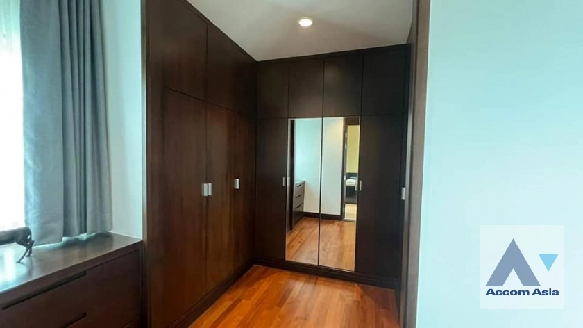 8  3 br Apartment For Rent in Ploenchit ,Bangkok BTS Ploenchit at Elegance and Traditional Luxury AA40188