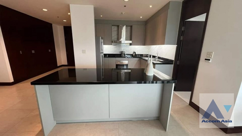 4  3 br Apartment For Rent in Ploenchit ,Bangkok BTS Ploenchit at Elegance and Traditional Luxury AA40188