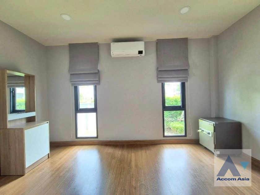 10  4 br House For Rent in Samutprakan ,Samutprakan  at Centro Bangna AA40192