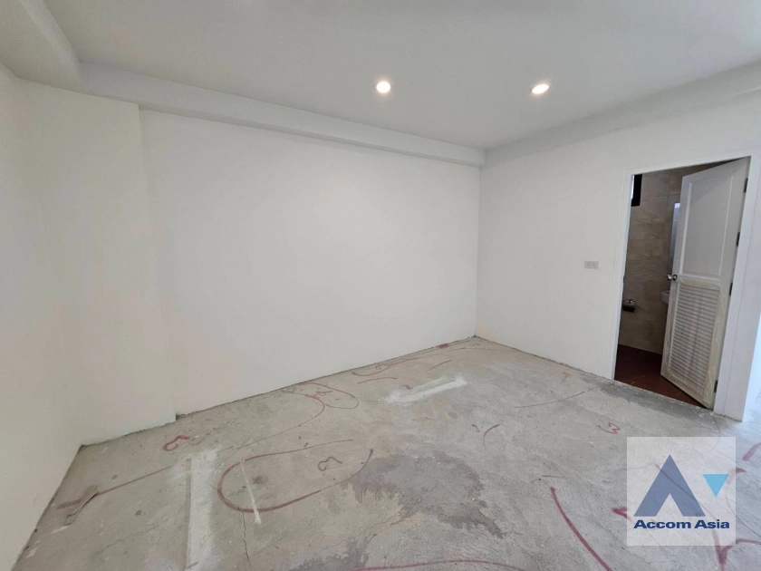 10  3 br House For Rent in Sathorn ,Bangkok BRT Wat Dokmai at Brighton Home Office Rama 3 AA40195