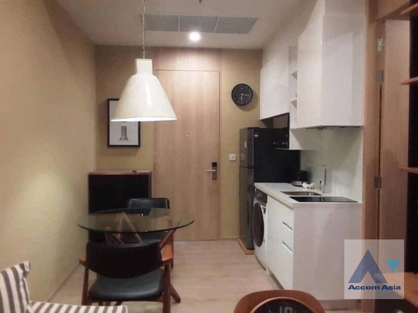 unit 1 Bedroom  Condominium For Rent in Sukhumvit, Bangkok  near BTS Asok - MRT Sukhumvit (AA40196)