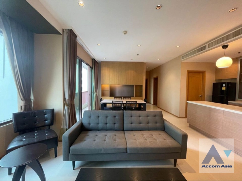 unit 2 Bedrooms  Condominium For Rent in Sukhumvit, Bangkok  near BTS Phrom Phong (AA40199)