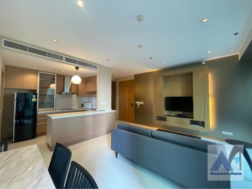 unit 2 Bedrooms  Condominium For Rent in Sukhumvit, Bangkok  near BTS Phrom Phong (AA40199)