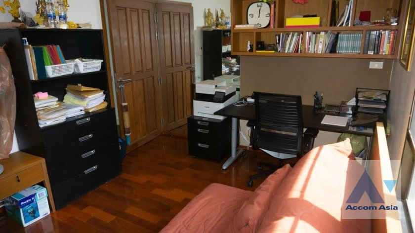 9  2 br Condominium For Sale in Sukhumvit ,Bangkok BTS Thong Lo at Baan Chan AA40201