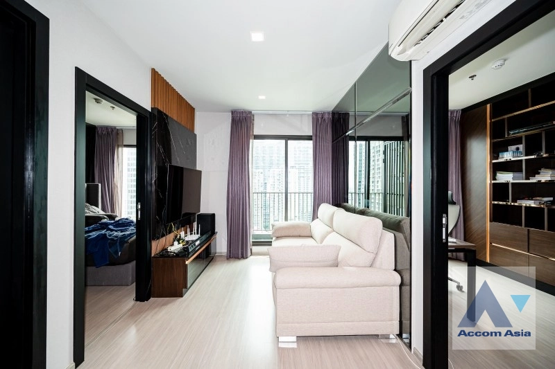  2  2 br Condominium For Sale in Phaholyothin ,Bangkok MRT Rama 9 at LIFE Asoke - Rama 9 AA40211