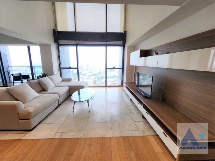 unitFully Furnished, Duplex Condo |  4 Bedrooms  Condominium For Rent & Sale in Sathorn, Bangkok  near BTS Chong Nonsi - MRT Lumphini (AA40212)
