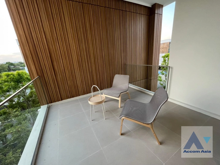 unitPet friendly |  3 Bedrooms  House For Rent in Latkrabang, Bangkok  near ARL Ban Thap Chang (AA40215)