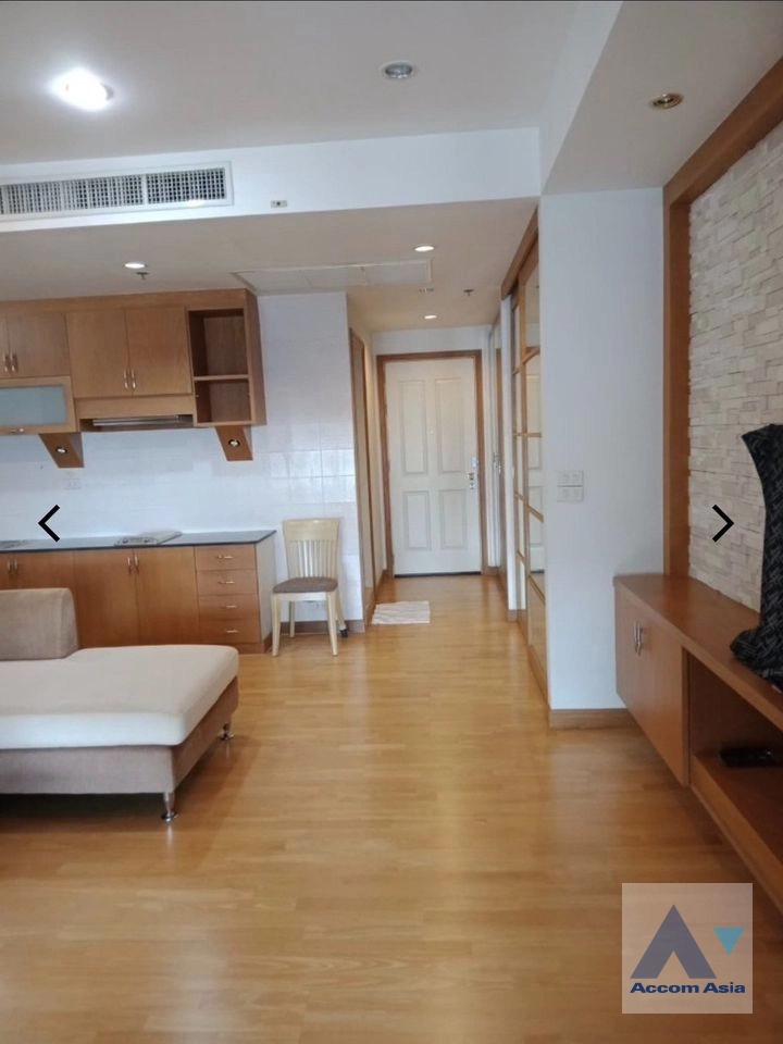 unit 1 Bedroom  Condominium For Rent & Sale in Charoen Nakhon, Bangkok  near BTS Krung Thon Buri (AA40217)