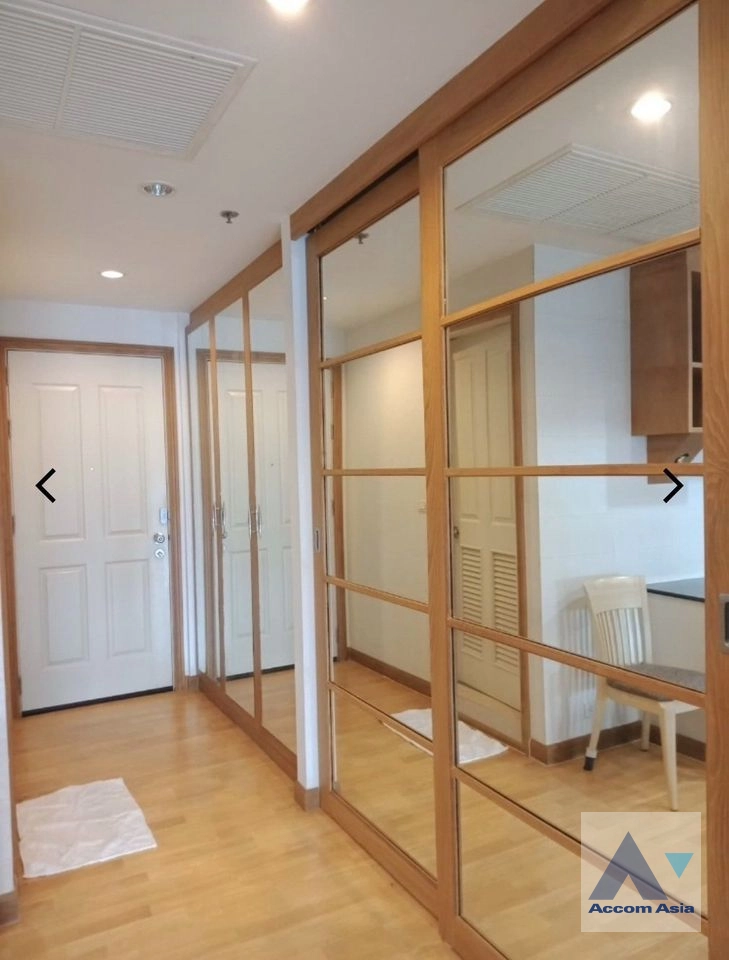 6  1 br Condominium for rent and sale in Charoen Nakhon ,Bangkok BTS Krung Thon Buri at Baan Chao Praya AA40217