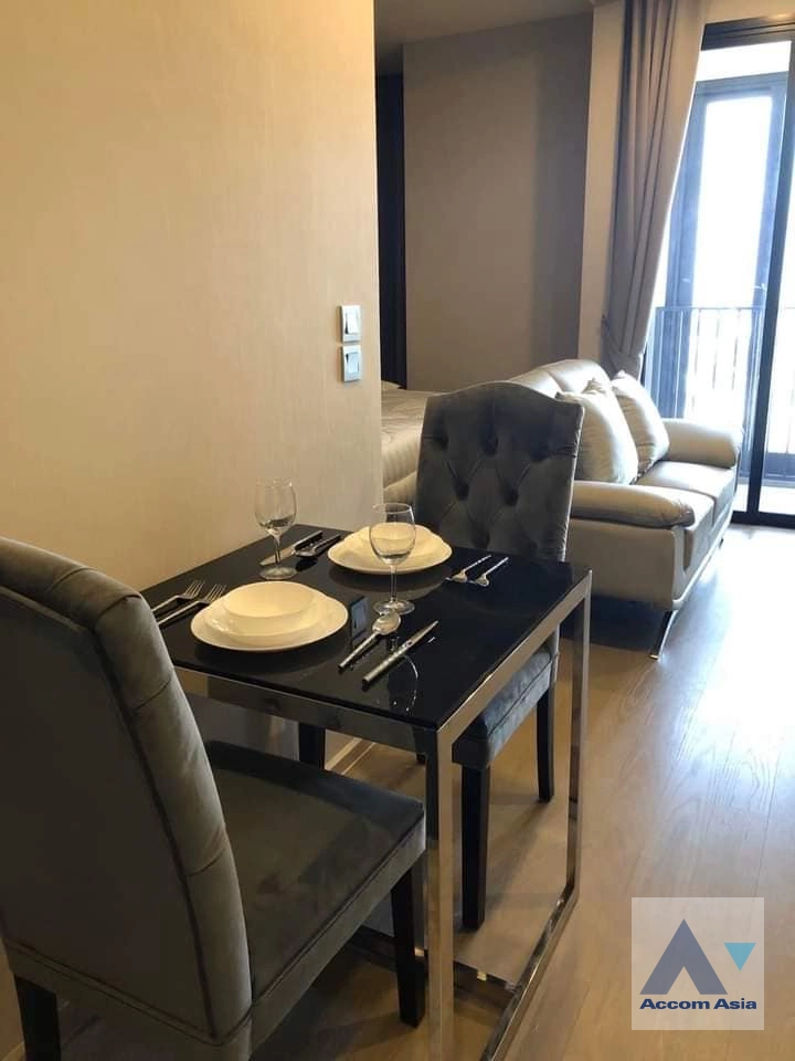 unit 1 Bedroom  Condominium For Rent in Sukhumvit, Bangkok  near BTS Asok - MRT Sukhumvit (AA40218)