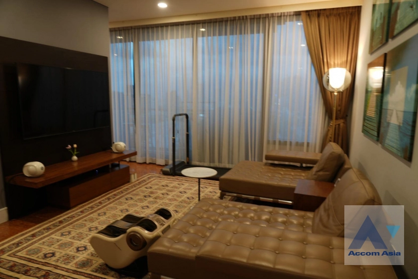 Fully Furnished, Pet friendly | Aguston Sukhumvit 22 Condominium  3 Bedroom for Sale BTS Phrom Phong in Sukhumvit Bangkok