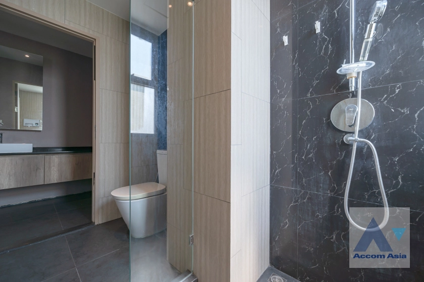 21  3 br Condominium for rent and sale in Sukhumvit ,Bangkok BTS Punnawithi at The Unique Sukhumvit 62/1 AA40228