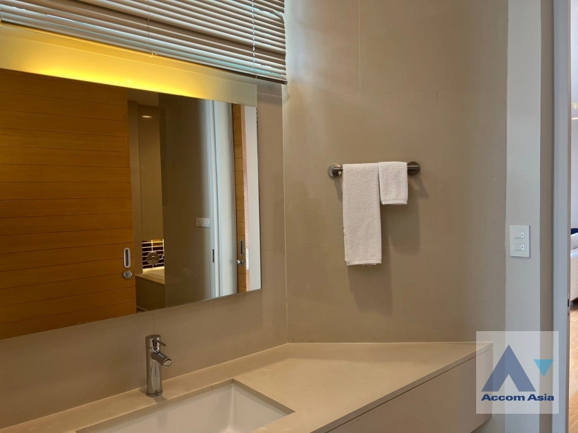 10  3 br Apartment For Rent in Charoenkrung ,Bangkok  at Riverfront Residence AA40232