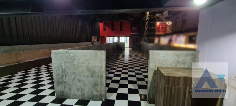 unit Condominium For Rent in Silom, Bangkok  near BTS Chong Nonsi (AA40236)