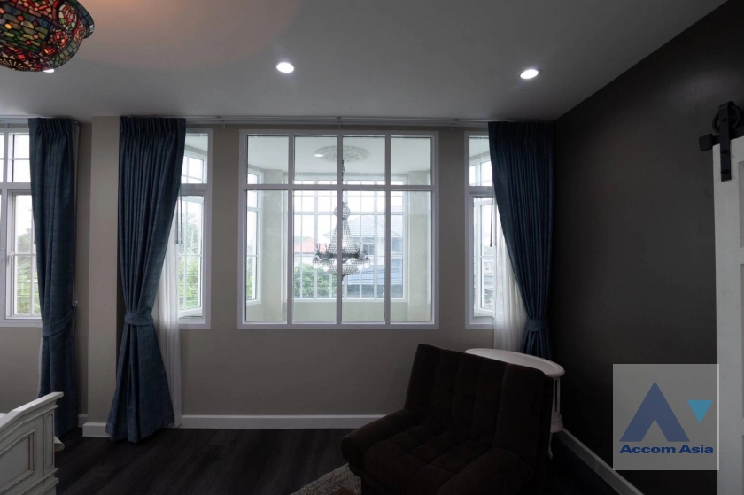 10  4 br House For Sale in Bang Na ,Bangkok BTS Bang Na AA40241