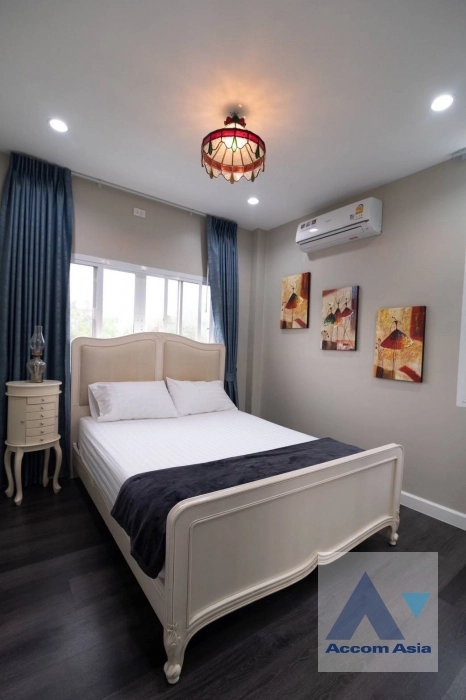 15  4 br House For Sale in Bang Na ,Bangkok BTS Bang Na AA40241