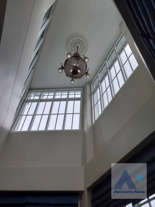 8  4 br House For Sale in Bang Na ,Bangkok BTS Bang Na AA40241