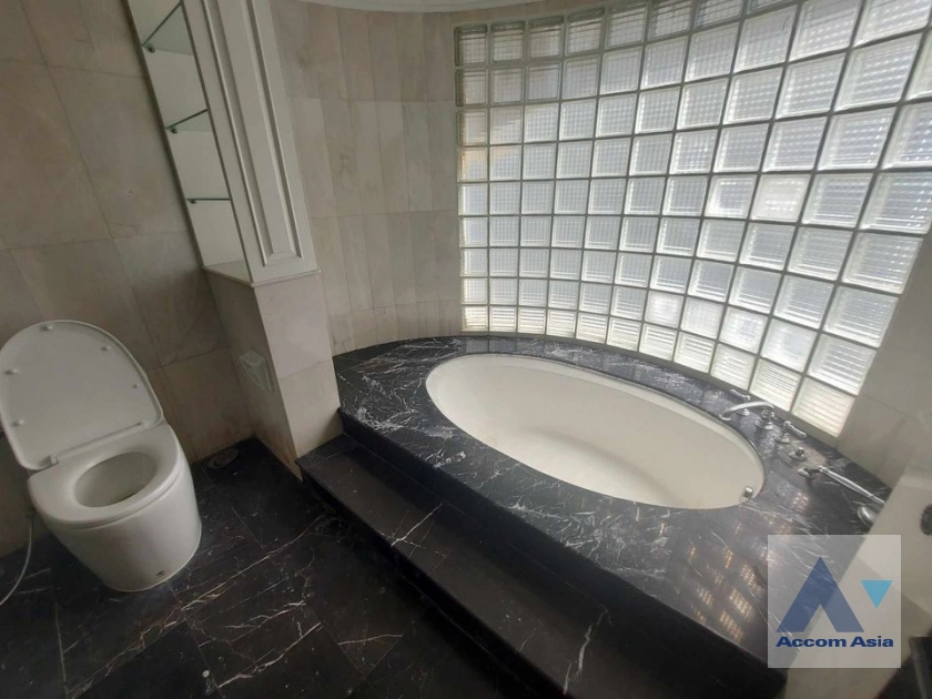 21  3 br Condominium For Rent in Sukhumvit ,Bangkok BTS Phrom Phong at Le Raffine Sukhumvit 24 AA40245